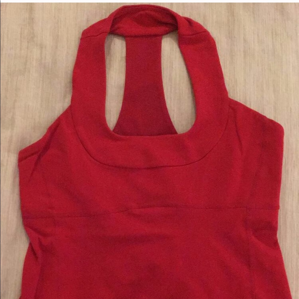 Lululemon tank with built in bra. Size 6